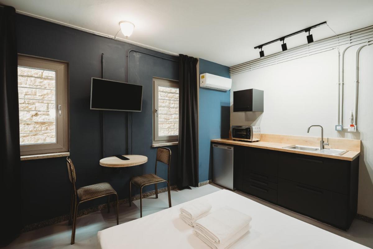 eins rooms - city center - Housity