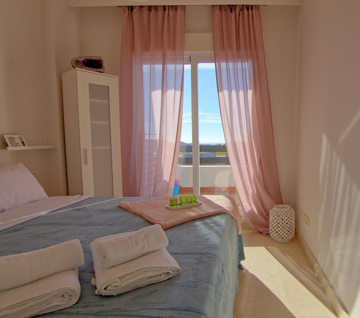Bluebay Apartment - CT 108 - Hizvo