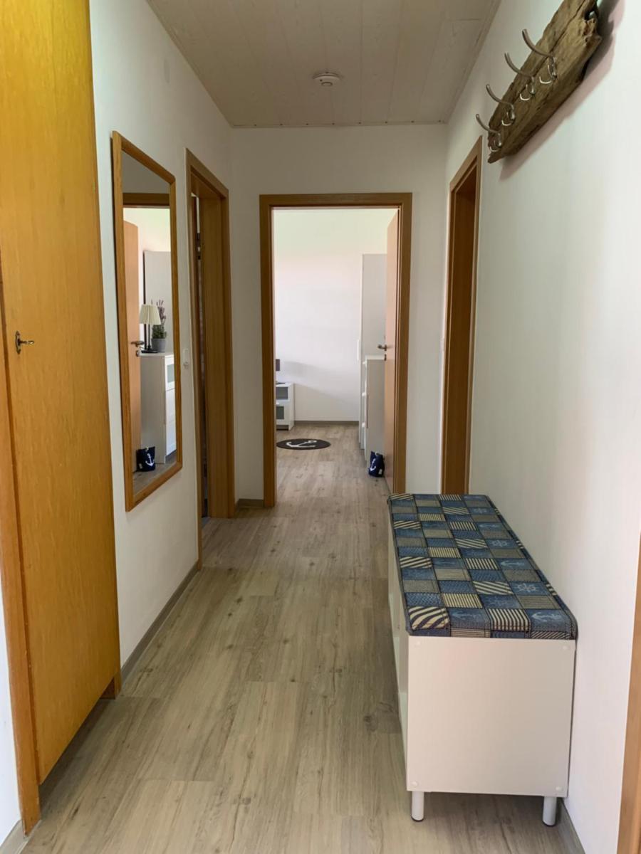 Ferienwohnung Wippsteert - 5 Sterne - mit Balkon und Pkw Stellplatz - Housity