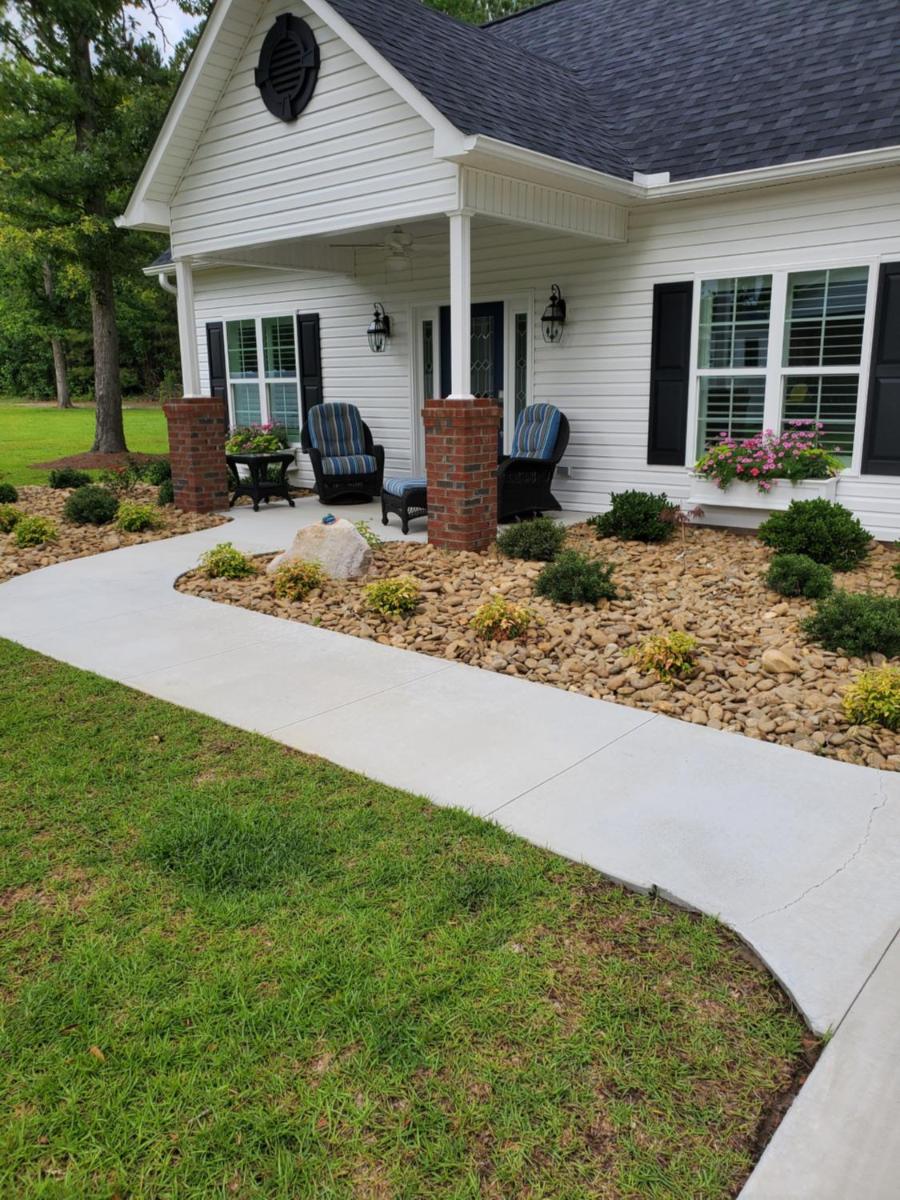 Virginia's Country Cottage - Housity
