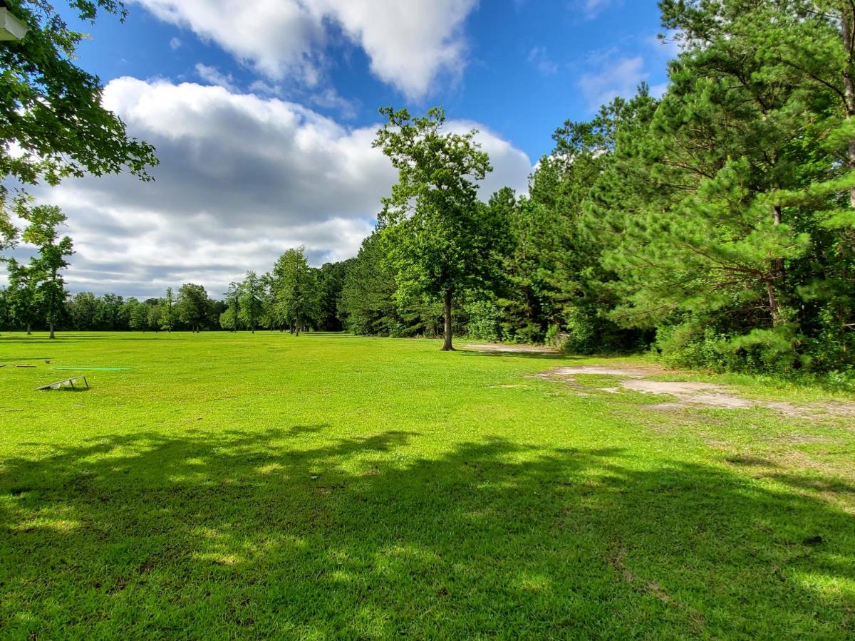 Virginia's Country Cottage - Housity