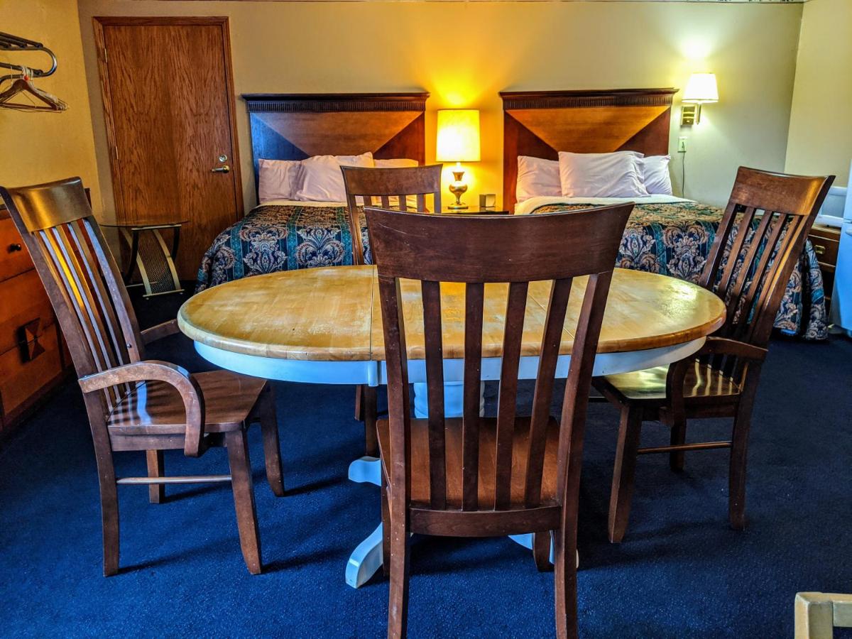 Executive Inn - Housity