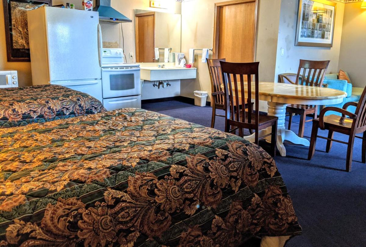 Executive Inn - Housity