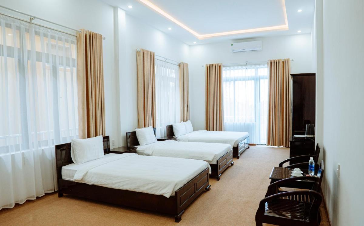 PAPA ĐỒNG HỚI HOTEL - Housity