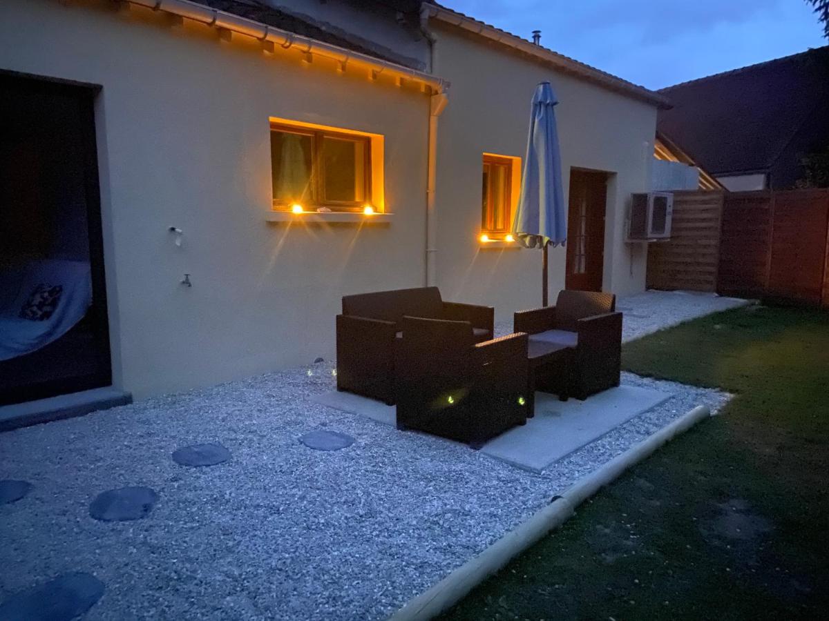 La Brie à 15mn de Disneyland et Village Nature - Housity