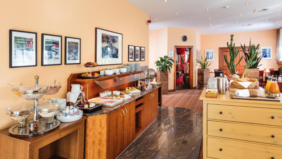 Hotel Servatius - Housity