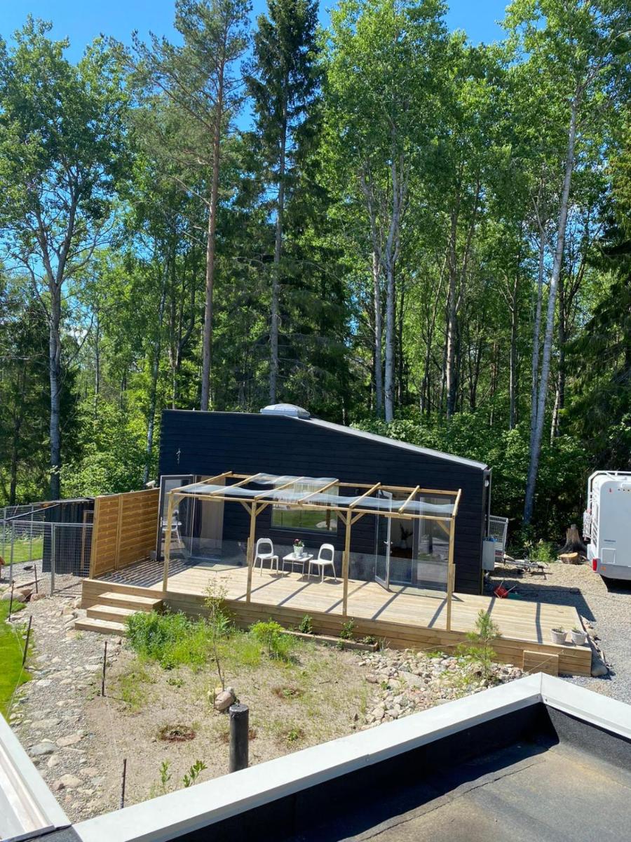 Tiny house in the middle of nature - Housity