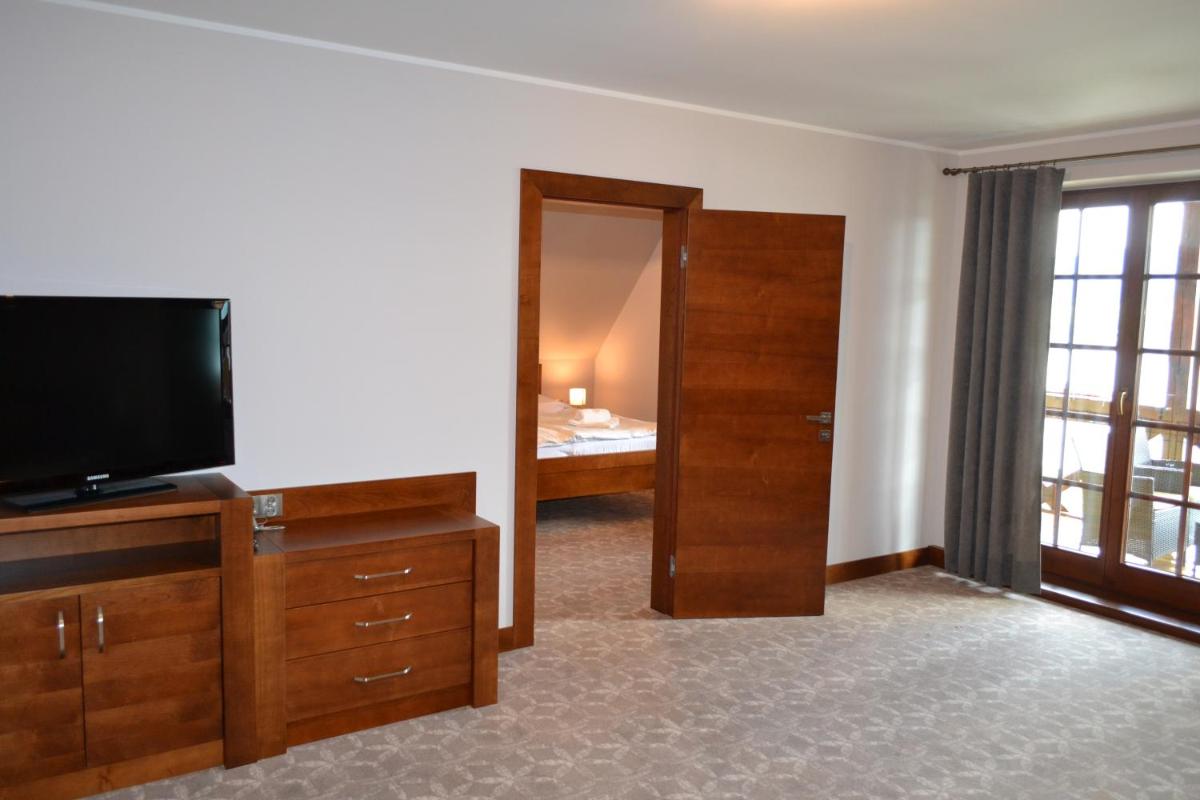 Hotel LOKIS - Housity