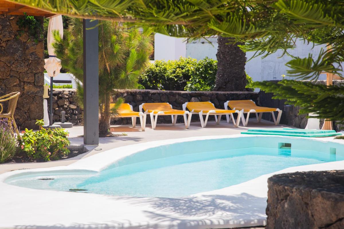 Casa Volcán y Mar - Housity