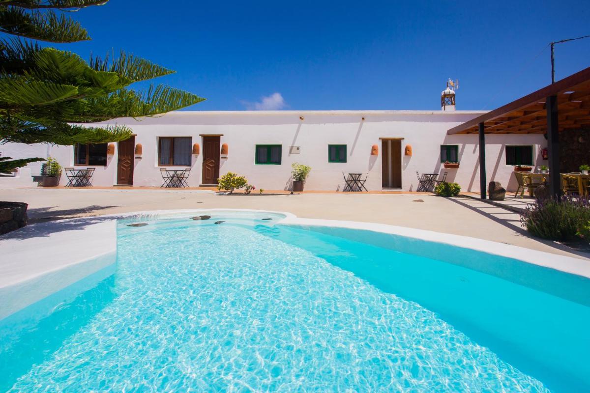 Casa Volcán y Mar - Housity