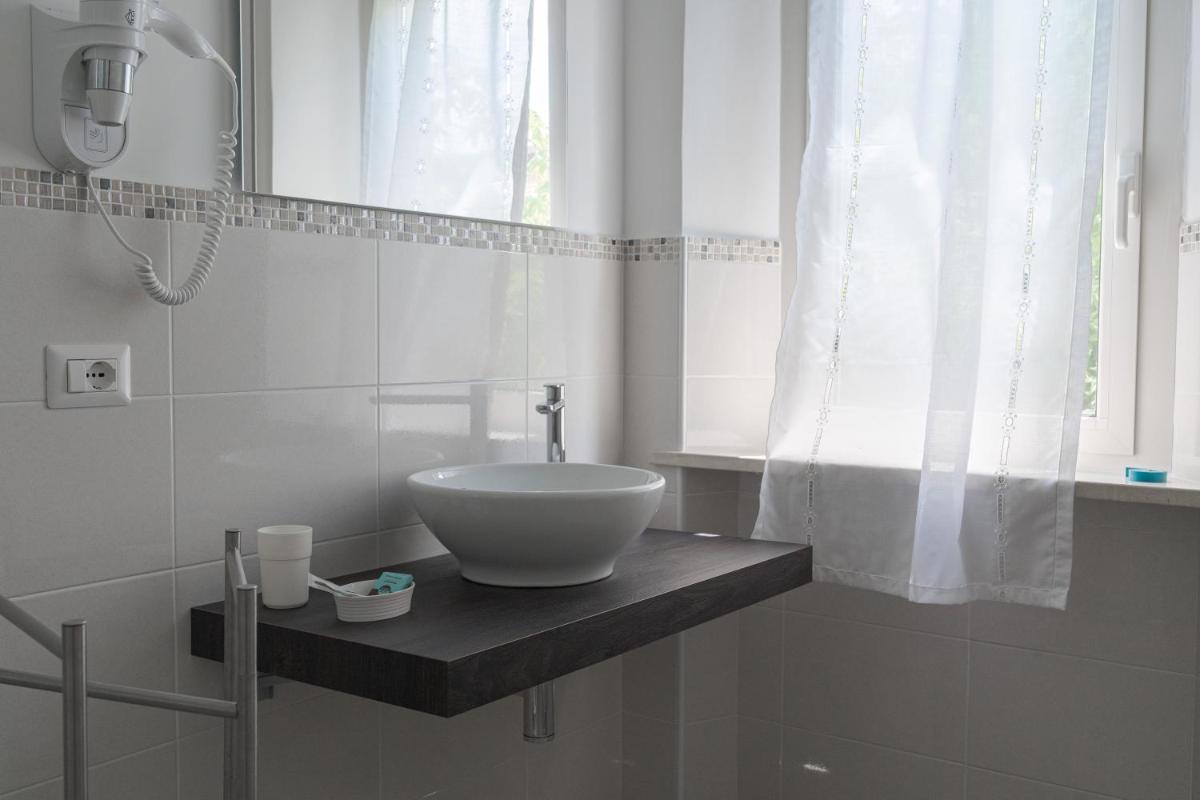 Amare Sirolo - Housity