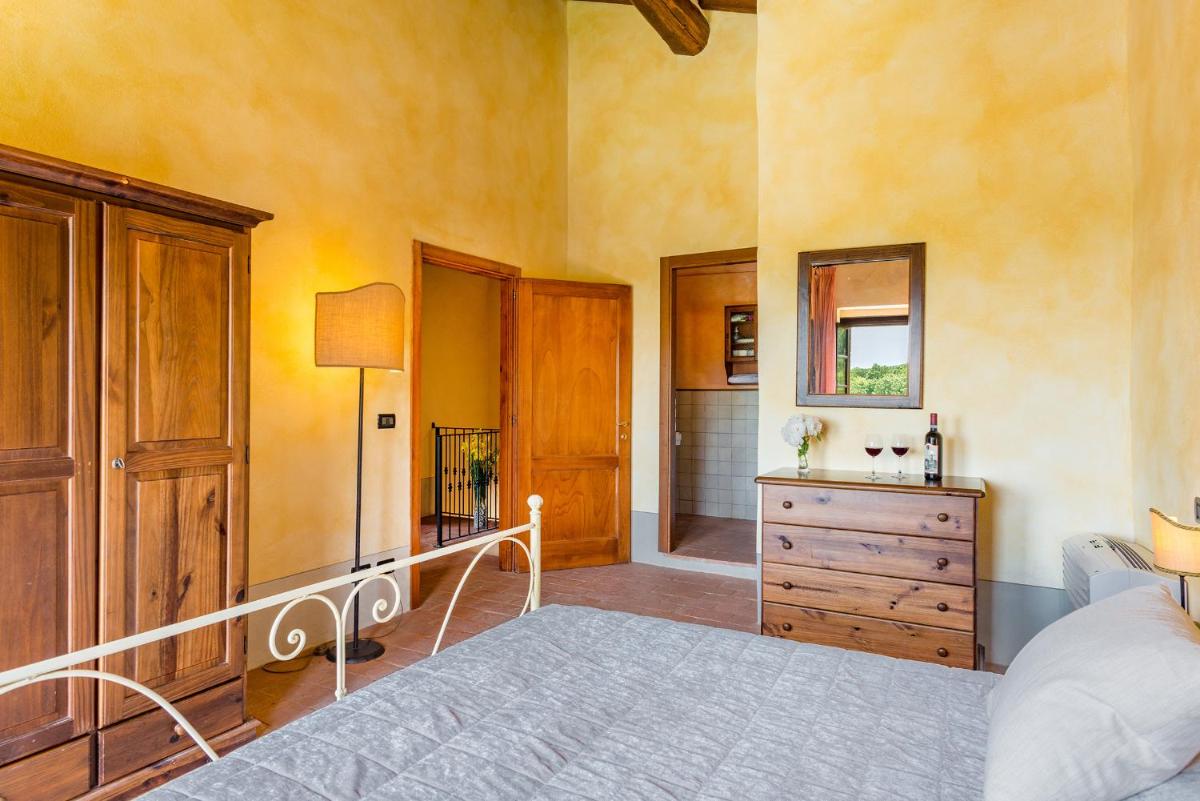 Borgo Fastelli - House in historical Borgo in Tuscany - Susino - Housity