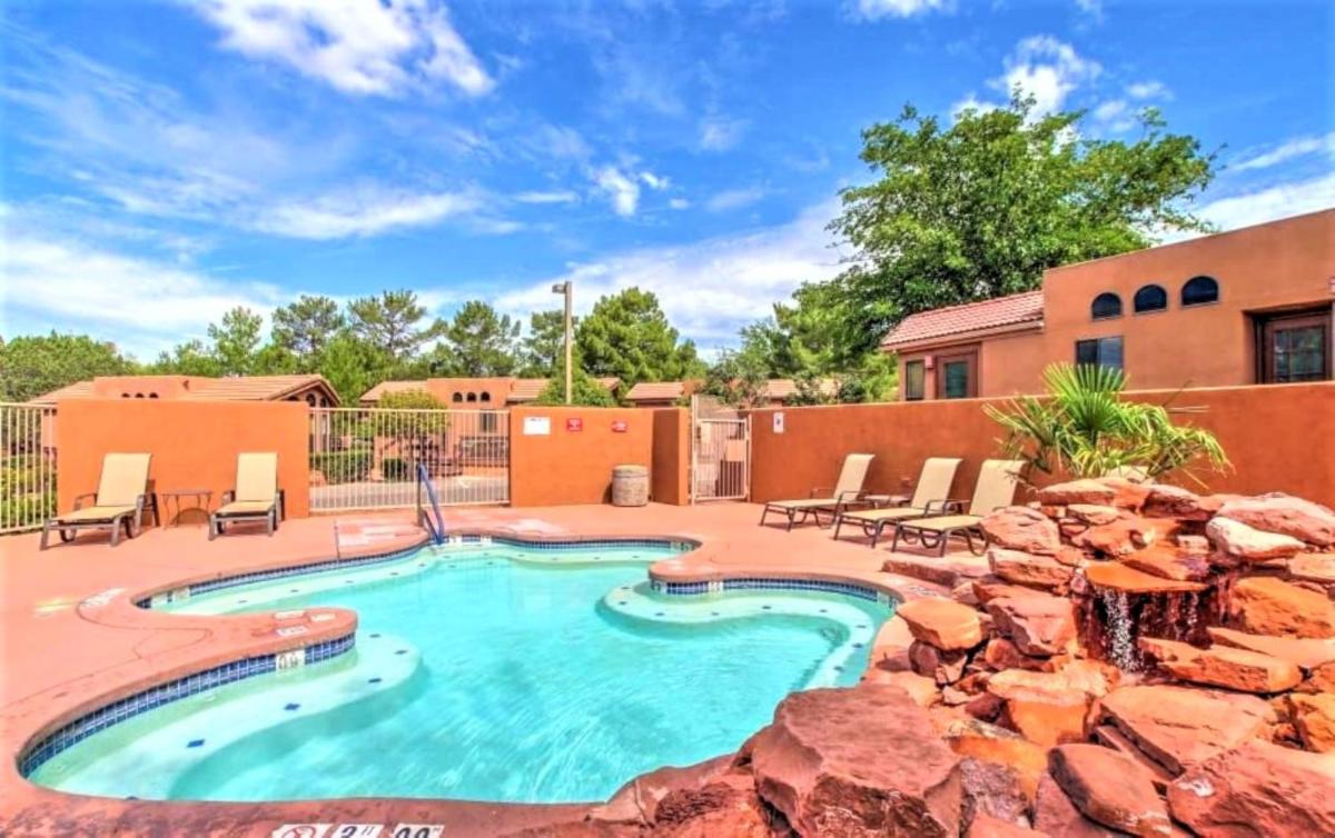 Sedona Pines Resort - Housity