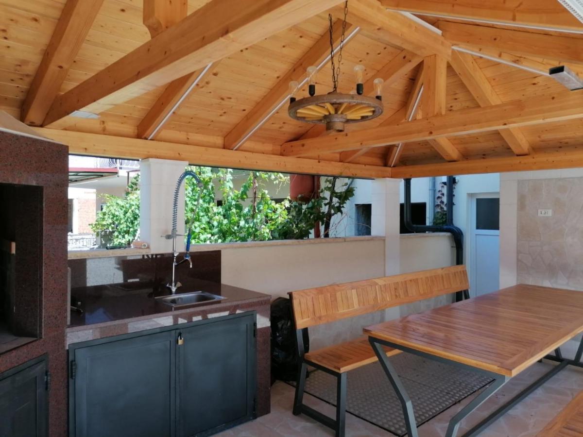 Apartmani Karla - Housity