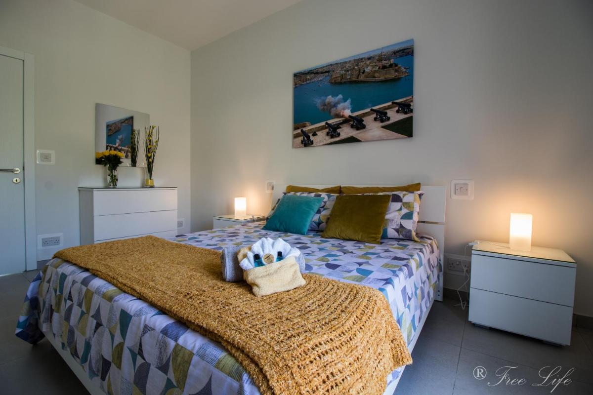 Mgarr Waterfront Cosy Apartment 3 by Ghajnsielem Gozo - Housity