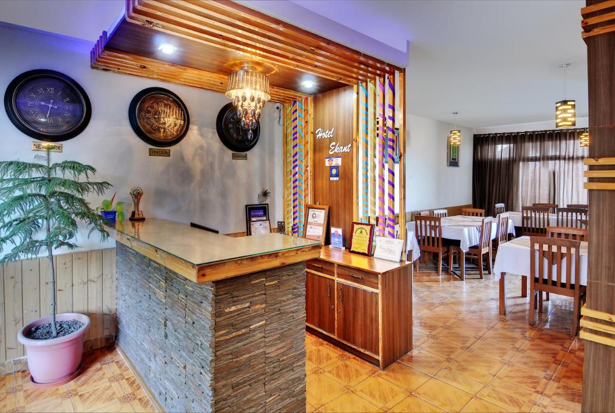 Hotel Ekant - Housity