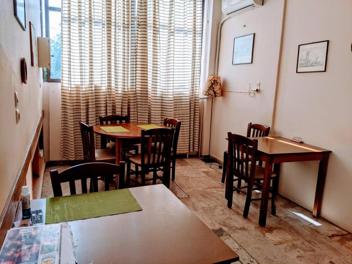 Hotel Ionio - Housity