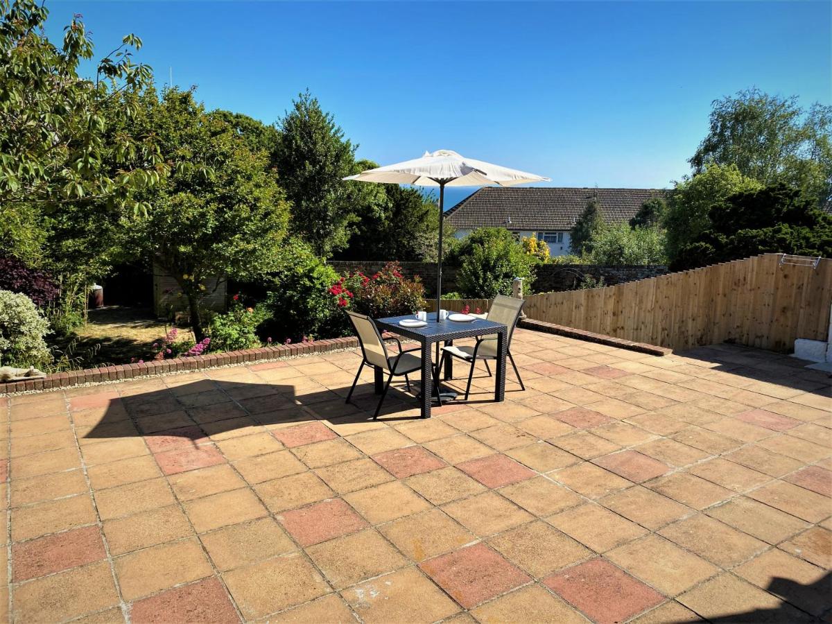 Luxury Suntrap in Private Complex St Leonards - Housity