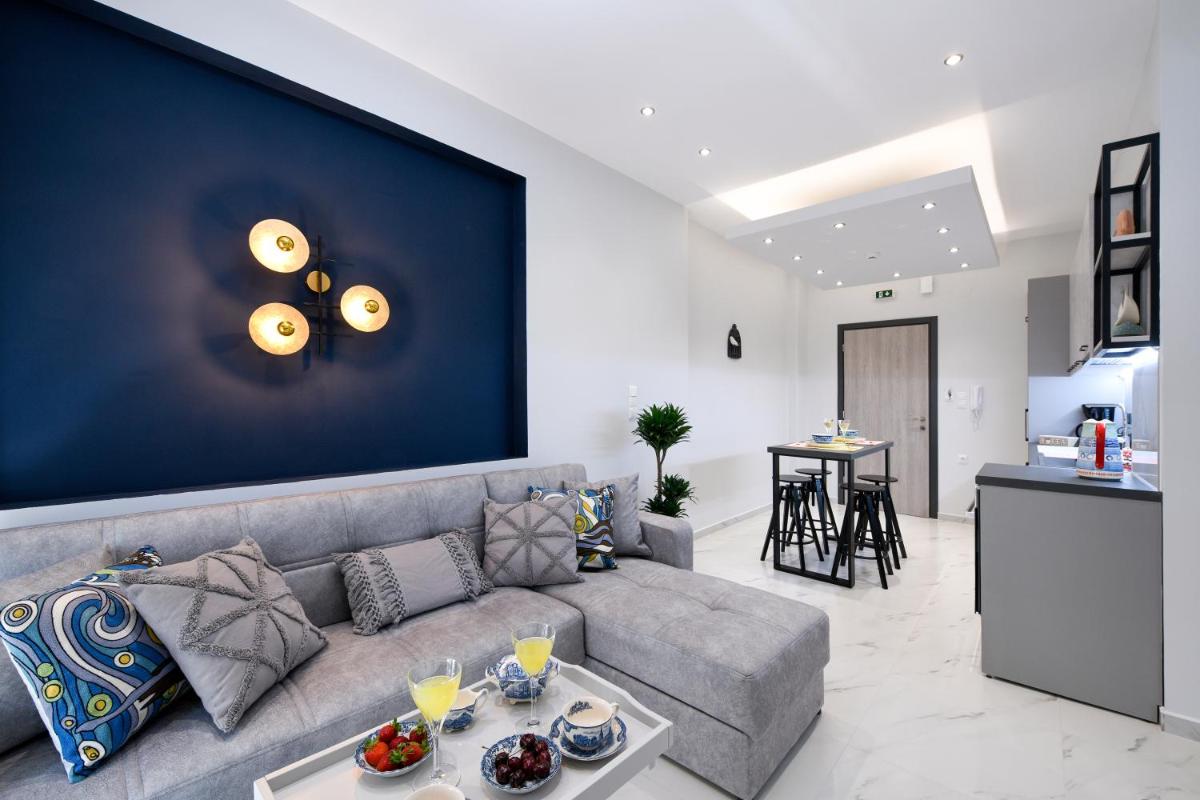 Suitetrails - Adell Deluxe Apartments