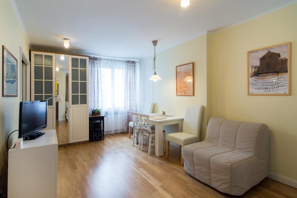 Studio Batory - Housity