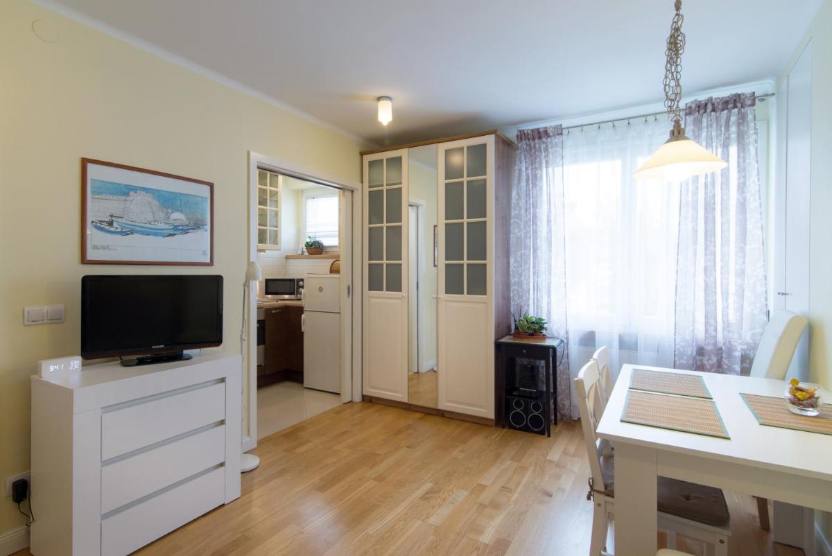Studio Batory - Housity