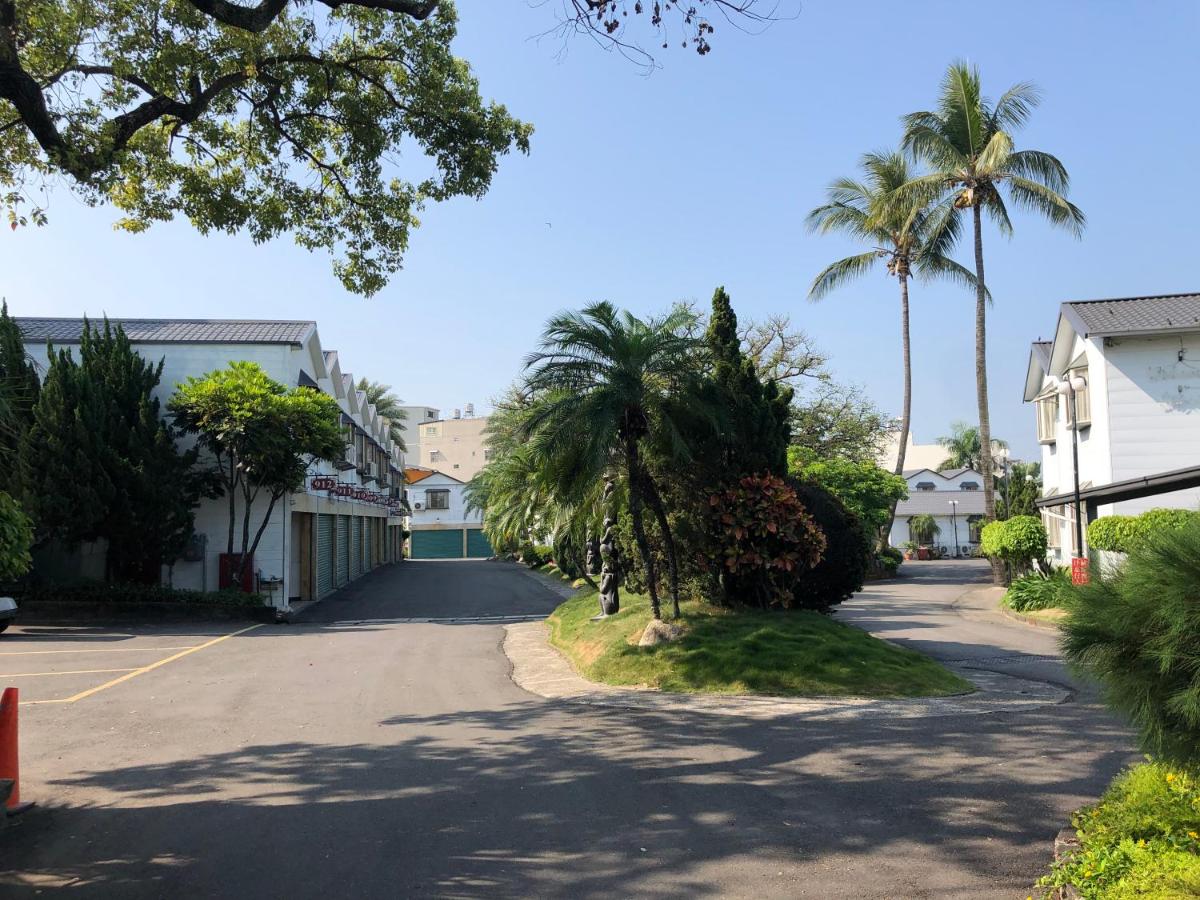 星辰庭園汽車旅館 - Housity