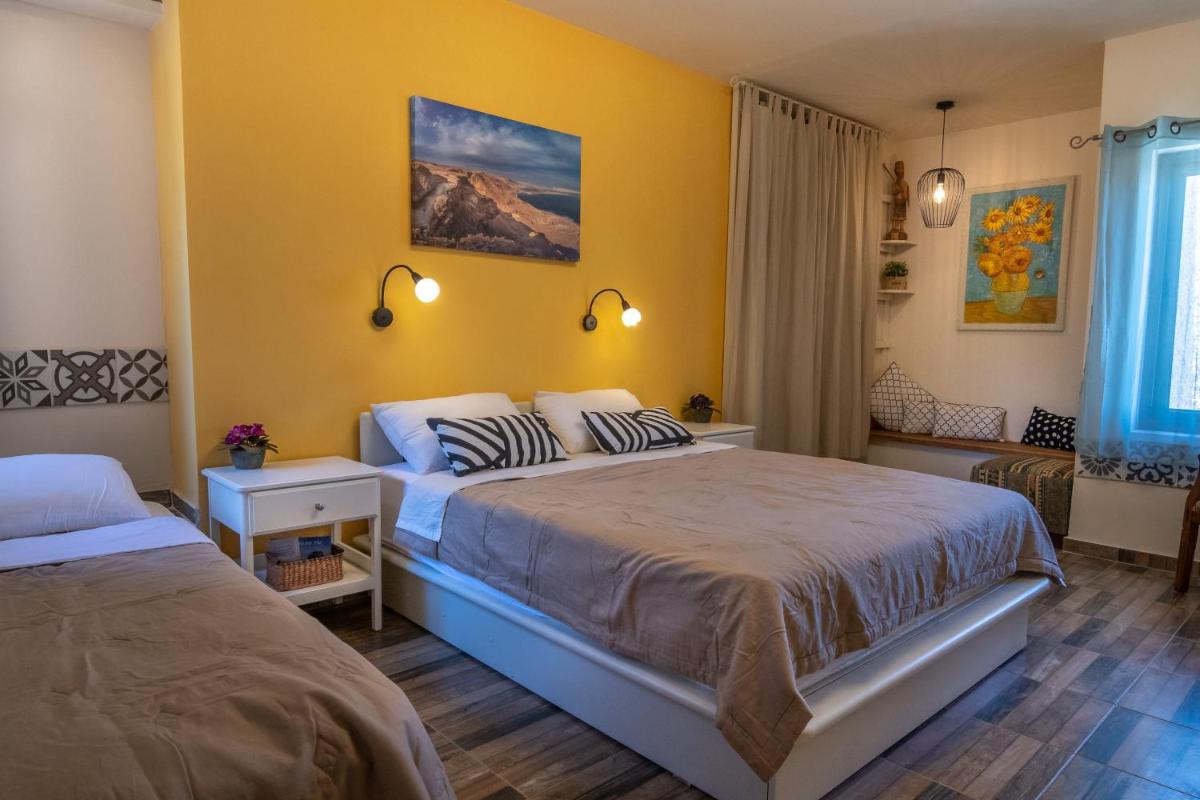 Desert Picture - Housity