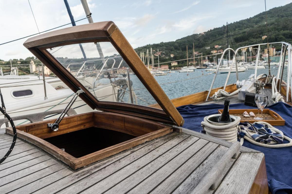 B&B Vela d'Epoca PARVATI by Portido - Housity