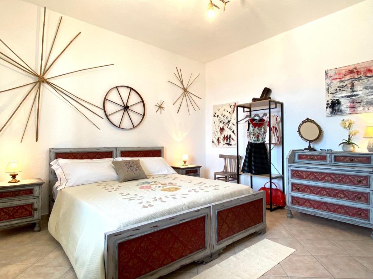 Canduleri - Housity