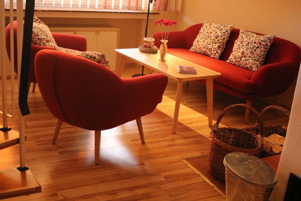 Ferienwohnung Burgblick Bilstein - Housity