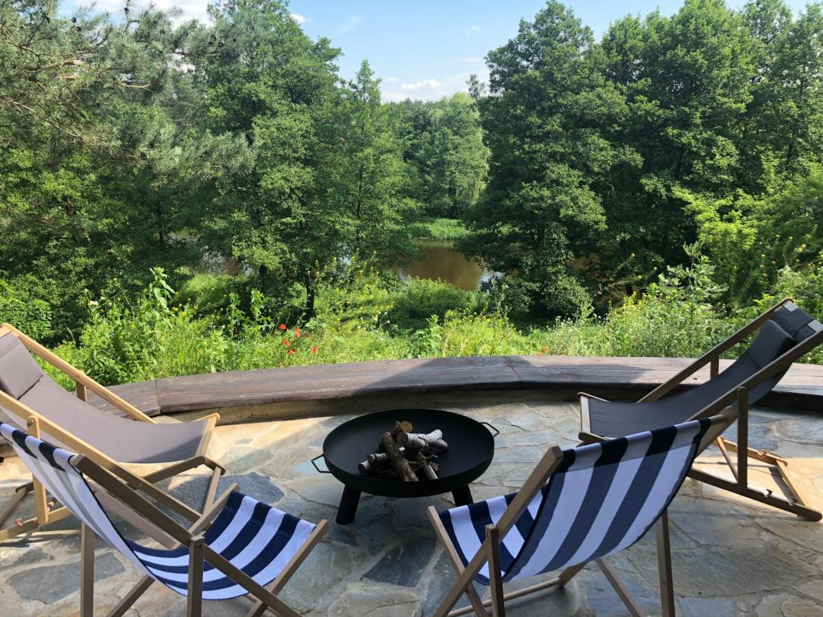 Villa & Jacuzzi nad rzeka Wkra - Housity