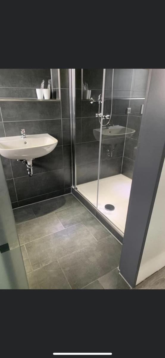 Hotel Unter den Linden - Housity