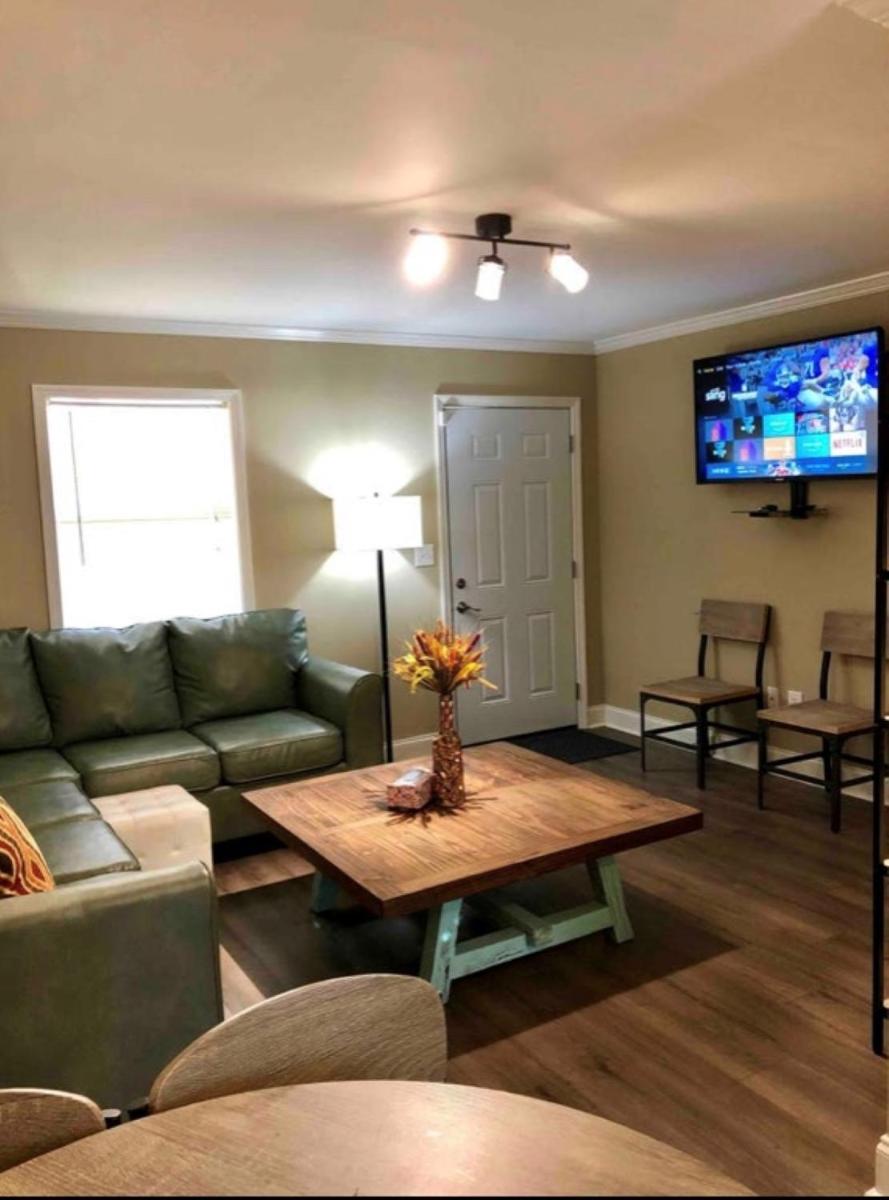 Trinity One Apartments - Country Luxury - Housity