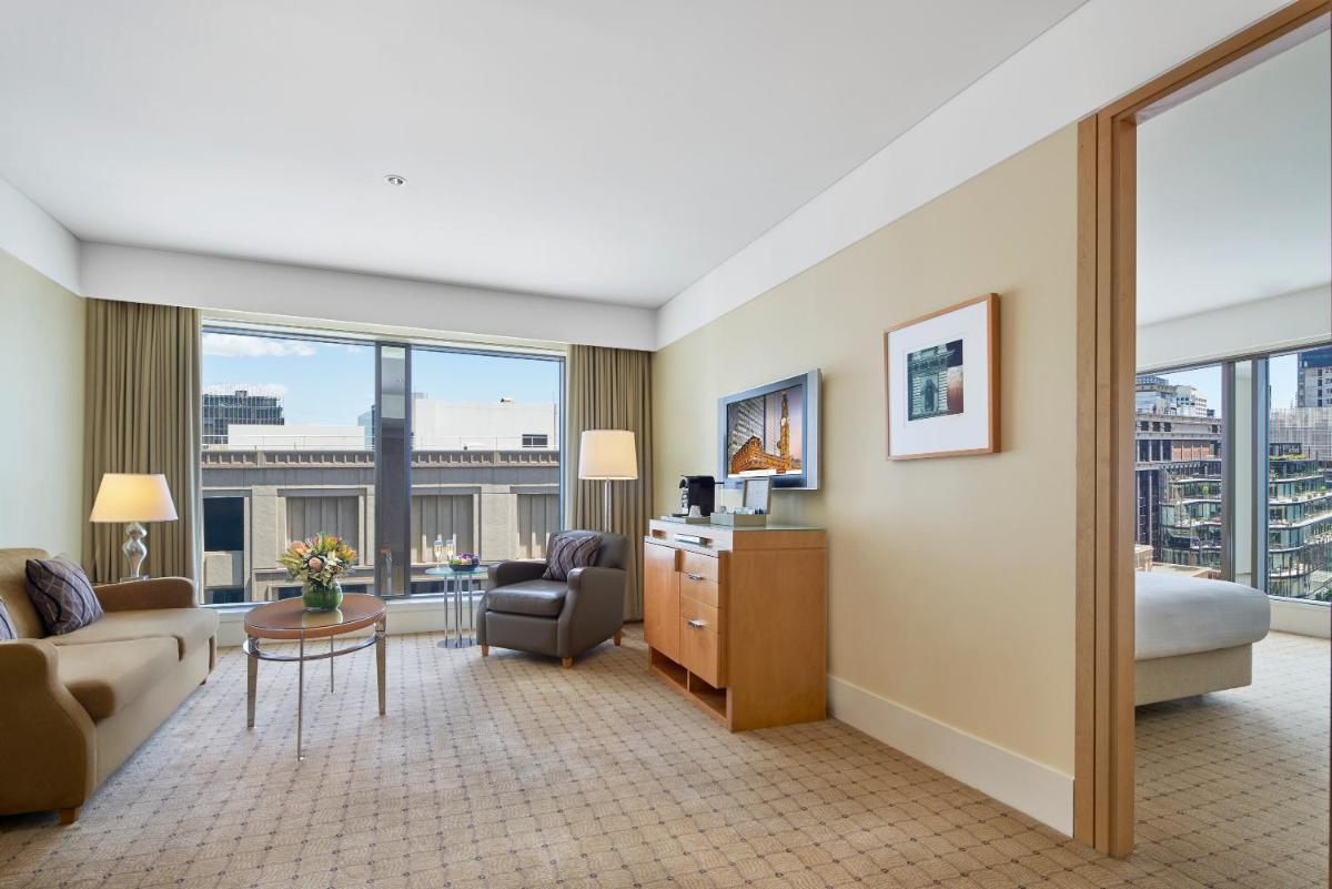 The Fullerton Hotel Sydney - Housity