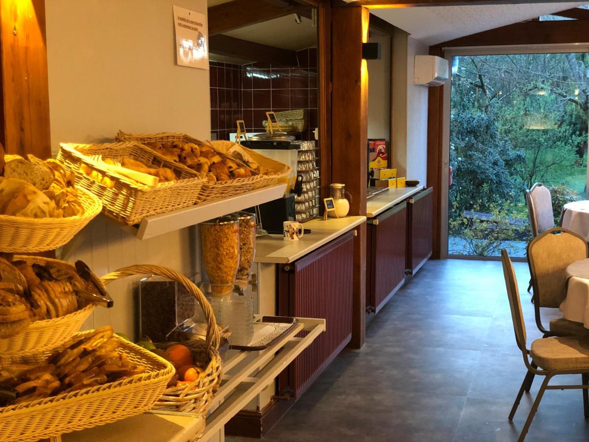 Nourriture dans l'hôtel ou à proximité