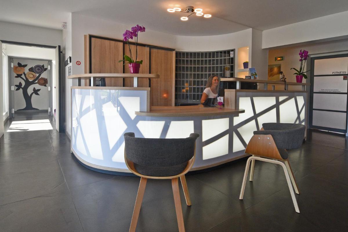 Cuisine ou kitchenette dans l'établissement Golfe Hôtel & Spa Porto-Vecchio