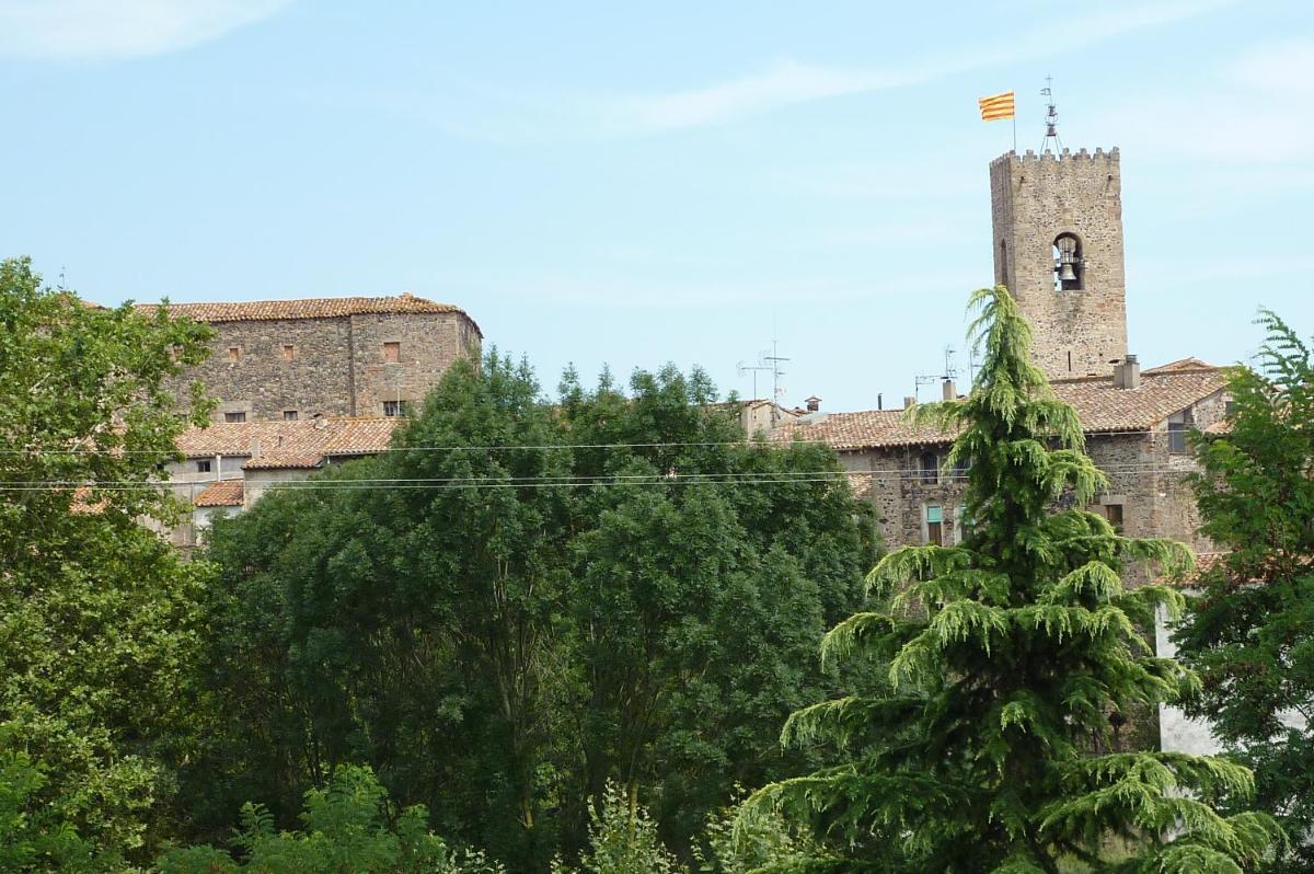 Allotjaments Rurals Can Pere Petit - Housity