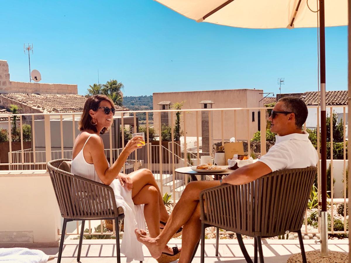 Clientes alojados en Ynaira hotel & Spa
