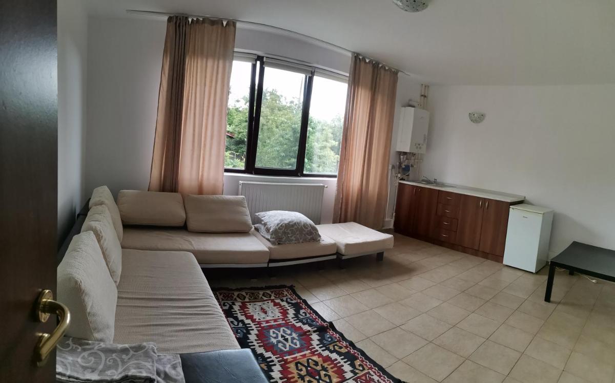 Natalia Guesthouse - Housity