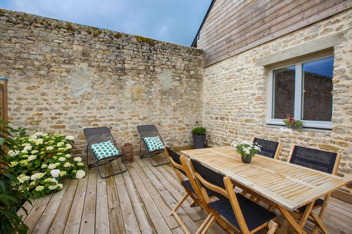 Gîtes de charme pour 2 au calme aux portes de Bayeux by Le Clos Poulain - Housity