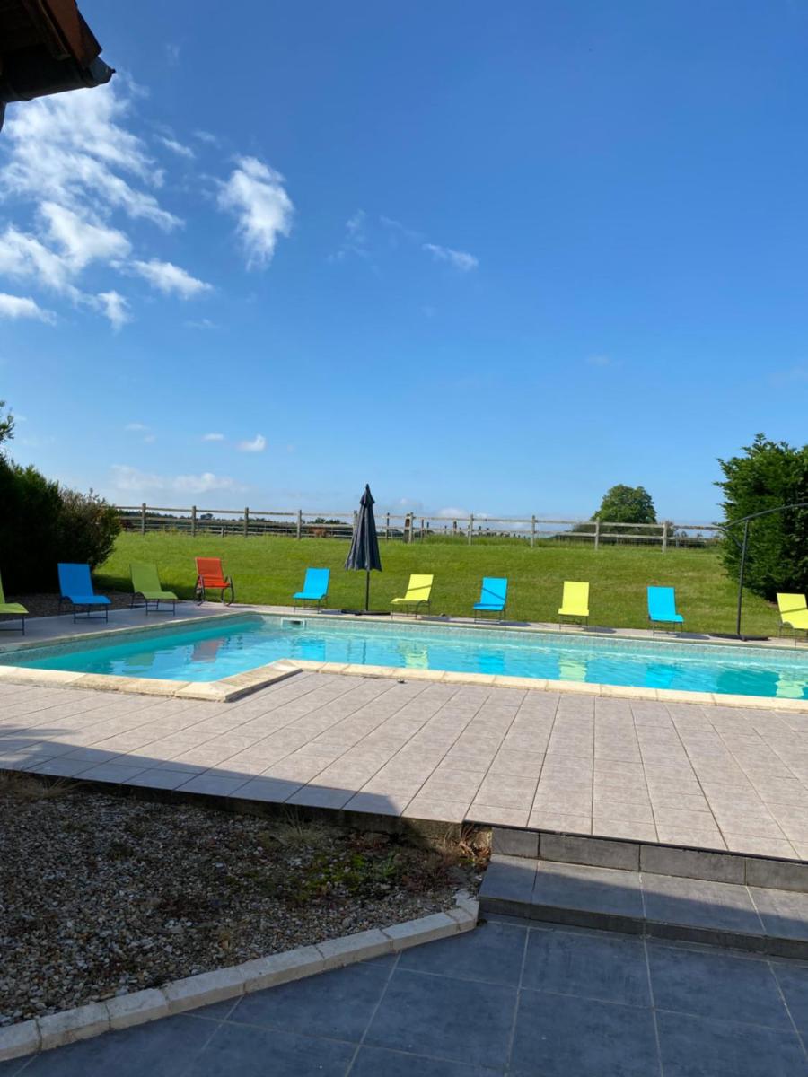 Soie Villalunoterie Futuroscope Piscine Spa 6pers - Housity