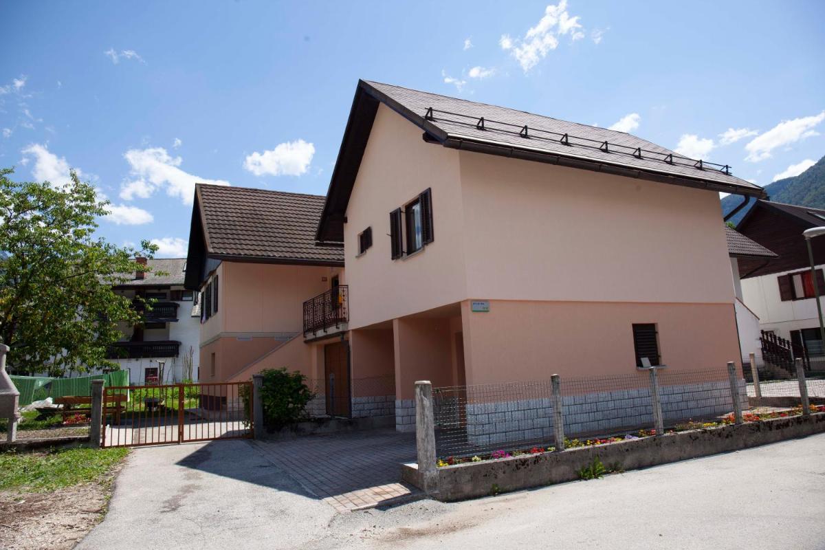 Suitetrails - Apartma Lesjak 1