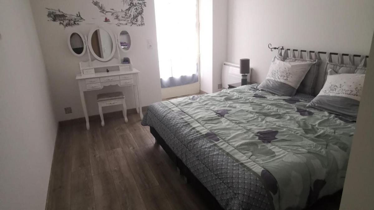 Le Hameau de la Dtente - King Size Room - Housity