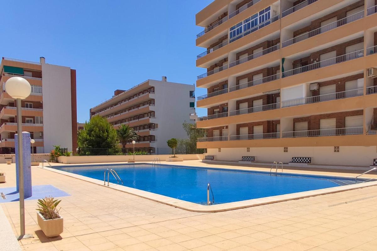Apartment Punta Prima Rocio Del Mar, Torrevieja, Calle Arrecife - Housity