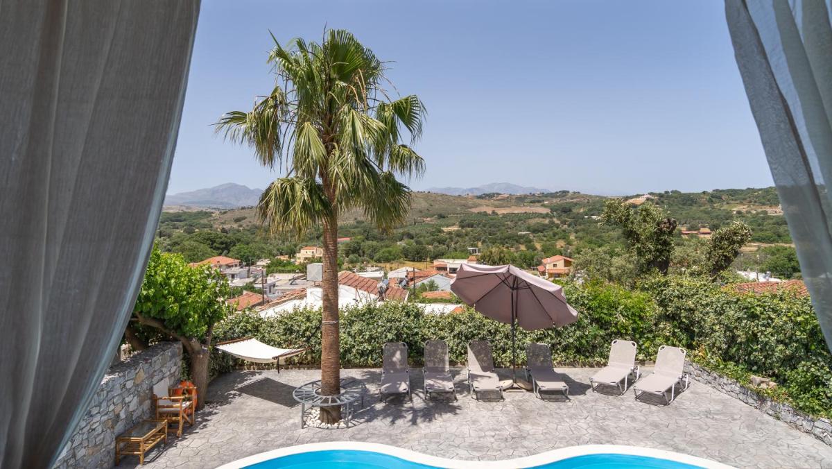 Dryades Villa - Housity