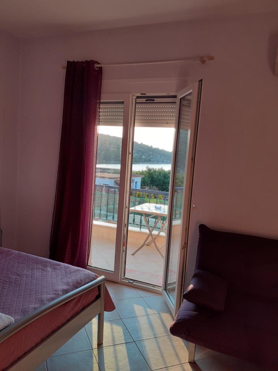 Evgenia Studios - Housity