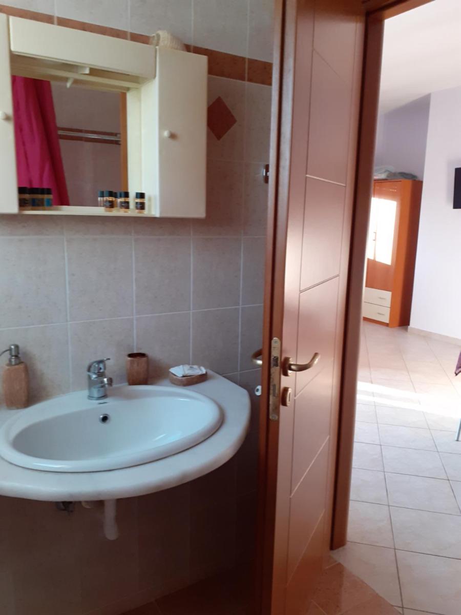 Evgenia Studios - Housity