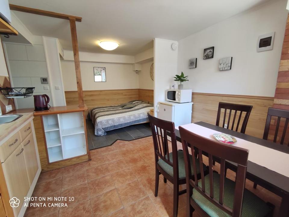 Suitetrails - Füred Apartmanház