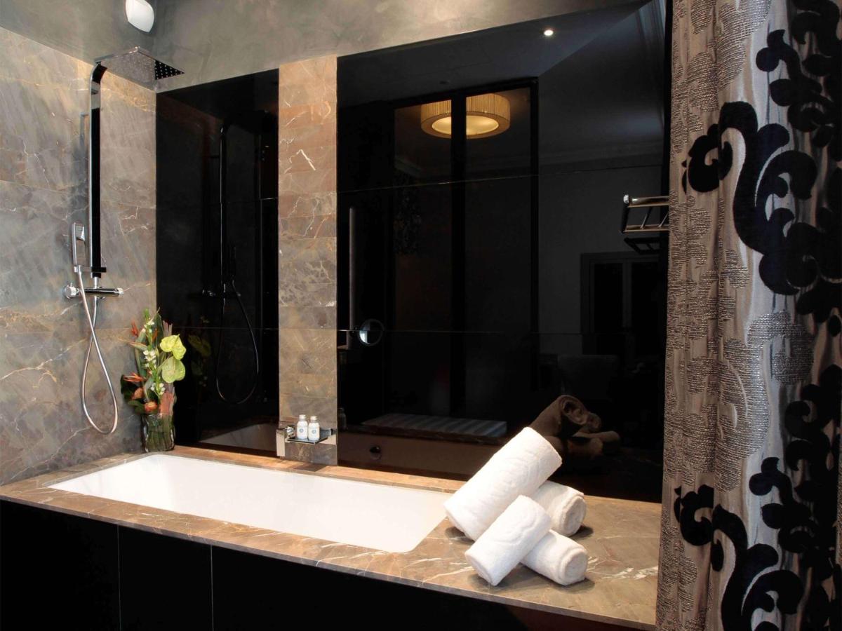 Salle de bains dans l'établissement La Cour des Consuls Hotel & Spa Toulouse - MGallery Collection