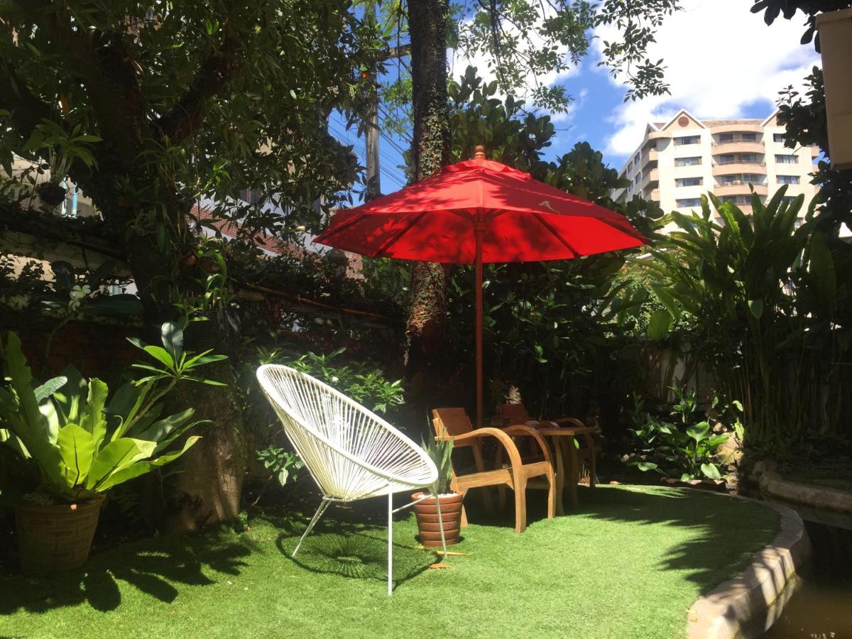 Dream Garden Villa Hotel Night Bazaar ChiangMai - Housity